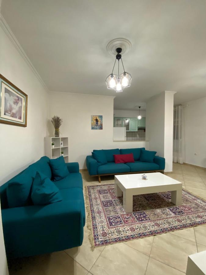 Chlo Apartment 3 Tirana Exterior foto